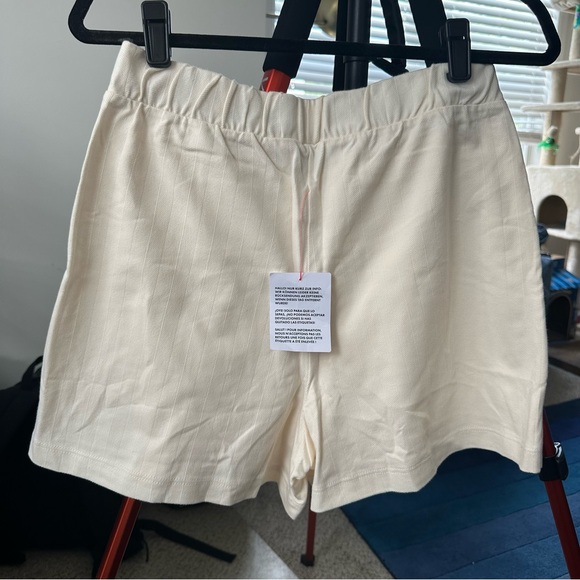 Miss Selfridge Herringbone Pleat Mini Skort in Cream - Picture 7 of 8